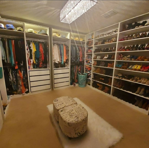 WELCOME to my closet! - Picture 7 of 16